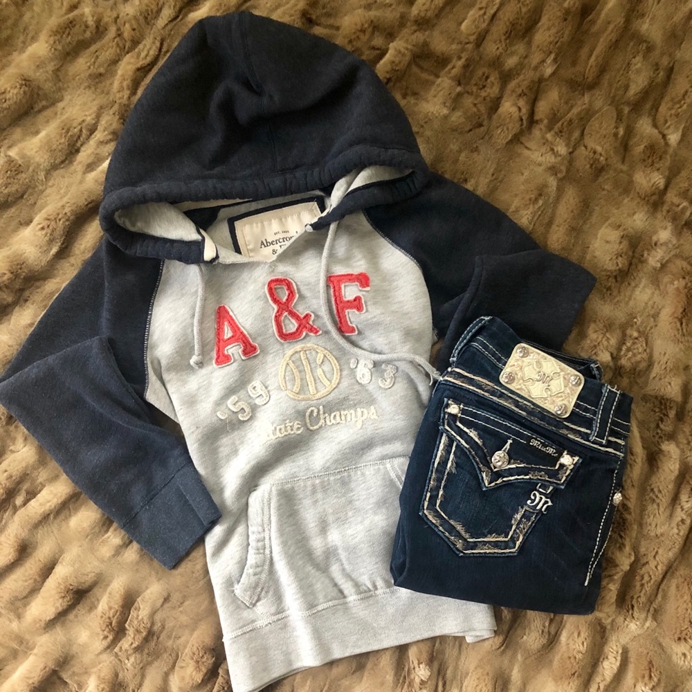 Abercrombie & Fitch Hoodie